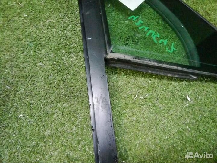 Форточка двери передняя правая VW Touareg 2 NF (20