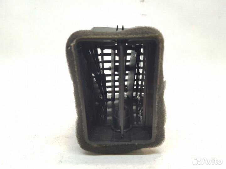 Дефлектор правый Chevrolet Cruze седан F16D4 2010