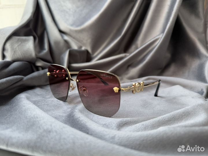 Солнцезащитные очки