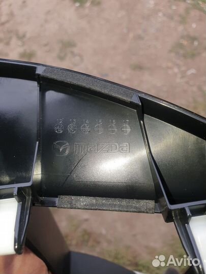 Рамка магнитолы Mazda 6