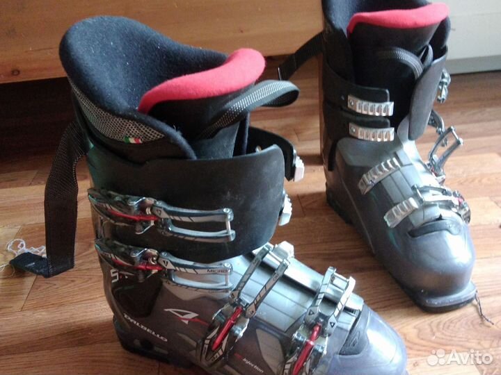 Горнолыжные ботинки dalbello