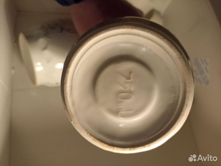 Фарфоровые бутылки