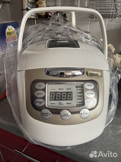 Мультиварка новая