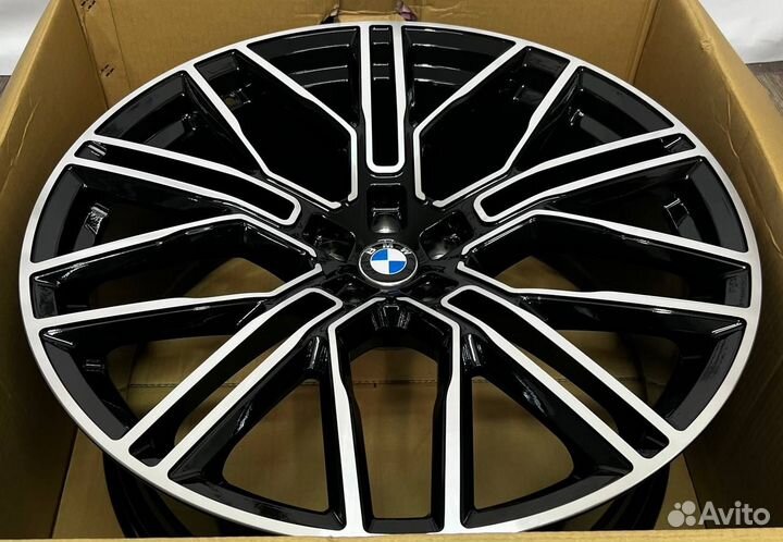 Кованые диски на BMW X6 G06 R22