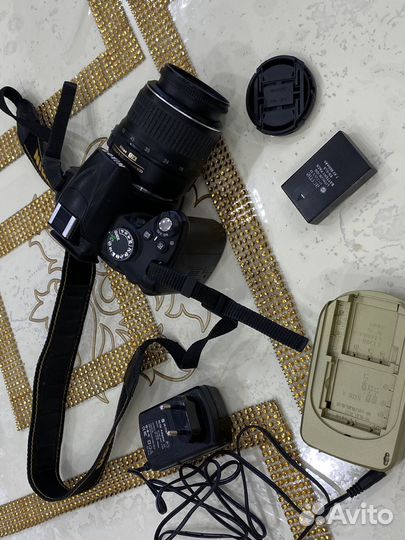 Зеркальный фотоаппарат Nicon d3000