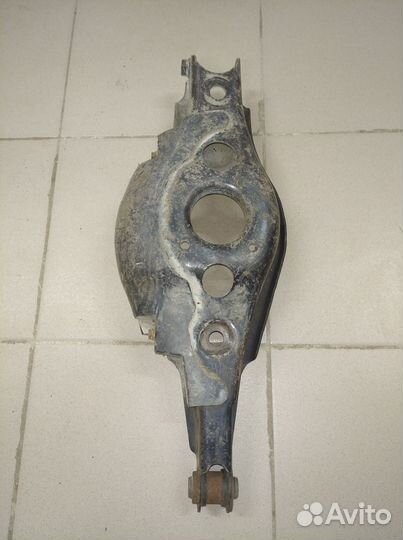 Рычаги задние поперечные Toyota Rav 4 30 кузов