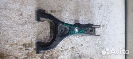 Рычаг задний верхний правый 33321097342