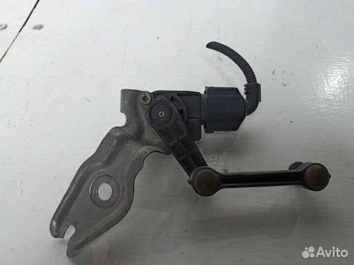 Датчик высоты дорожного просвета передний левый