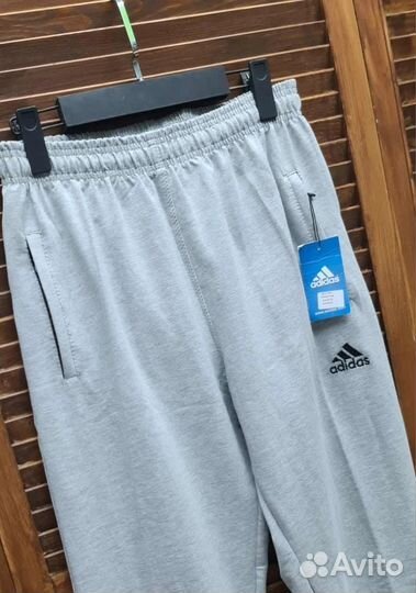 Спортивные штаны Adidas