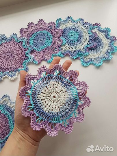 Салфетки подставки под горячее или цветы