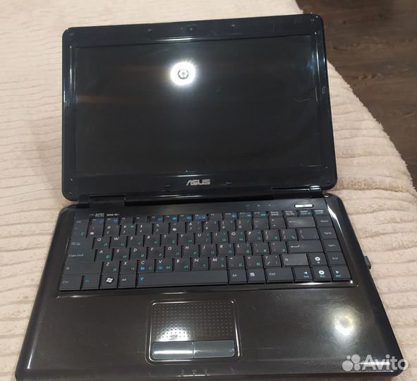 Asus K40IJ intelcore 2 duo T9300 2х2.5MHz озу-4Gb