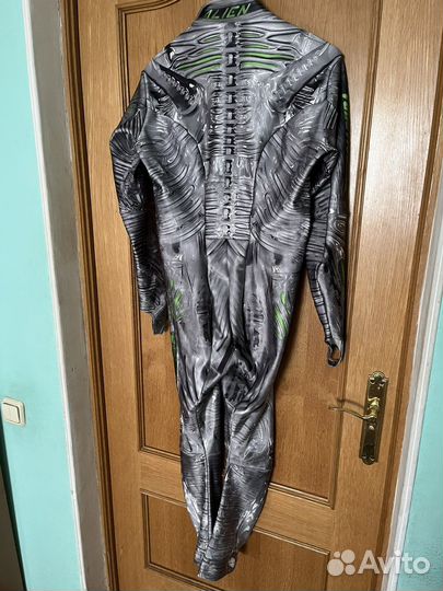 Горнолыжный спусковой комбинезон костюм