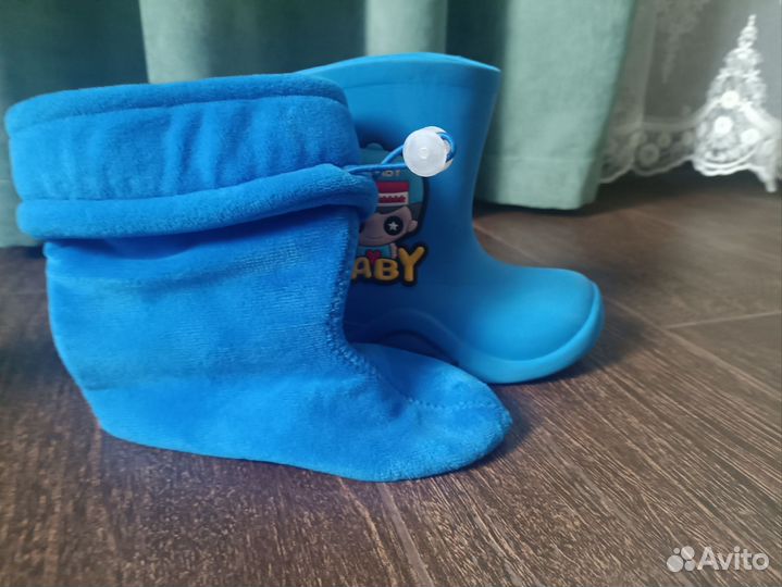 Детские резиновые сапоги