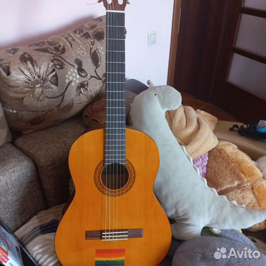 Гитара Yamaha c40