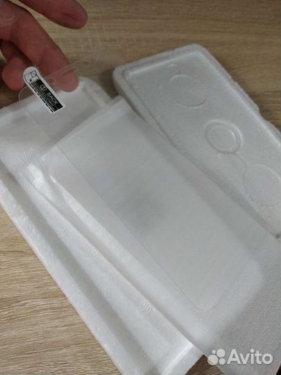 Защитное стекло