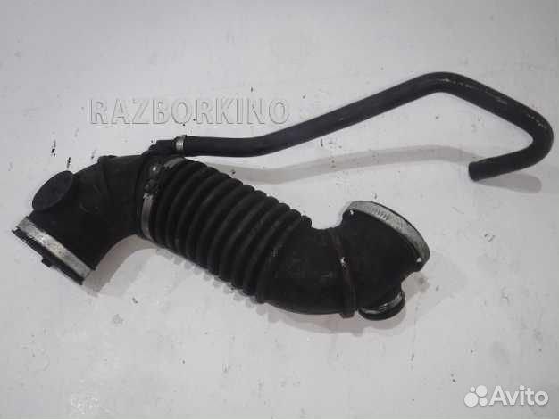 Патрубок воздушного фильтра