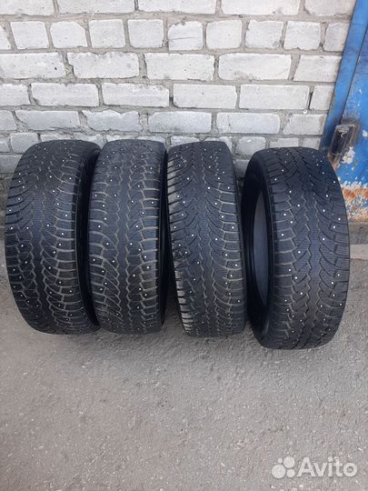 Pirelli Formula Ice 225/65 R17 102T