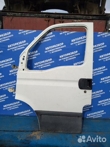 Передняя левая дверь. Iveco Daily МИКРОАВТОБУС