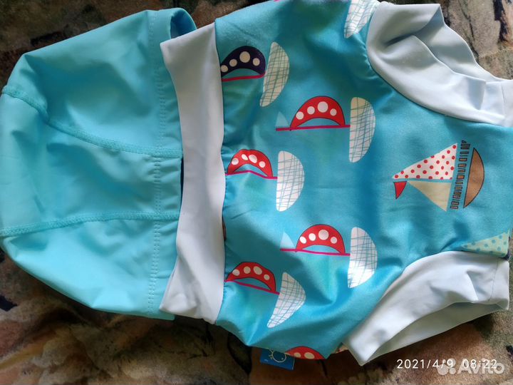 Новые трусики и шапочка для бассейна