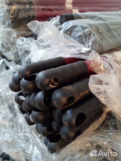 Черенок, рукоятка для швабры, метлы, грабли