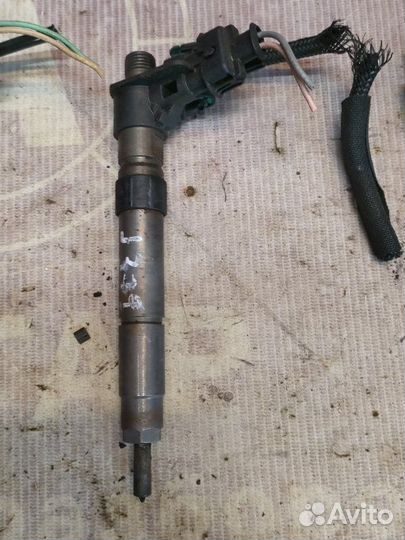 Форсунка топливная Mitsubishi Outlander Xl CW7W