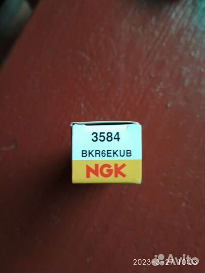 Свечи зажигания ngk