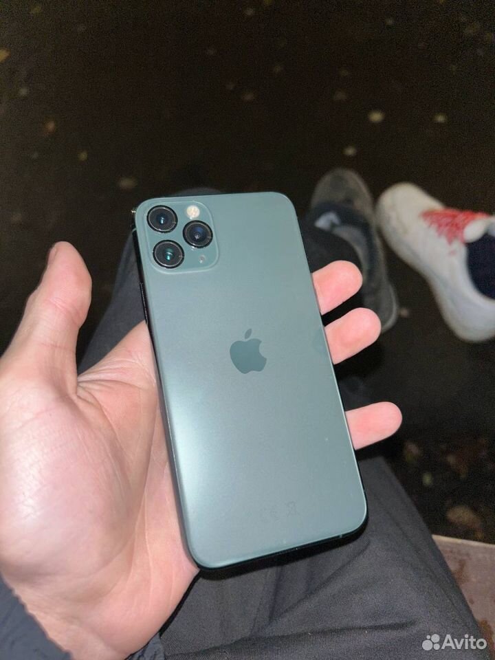 iPhone 11 Pro, 64 ГБ