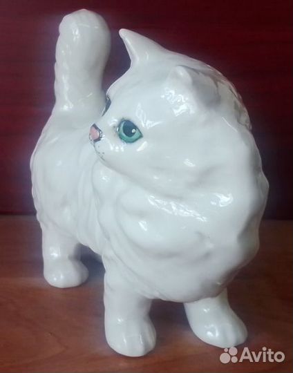 Фарфоровый кот.Англия