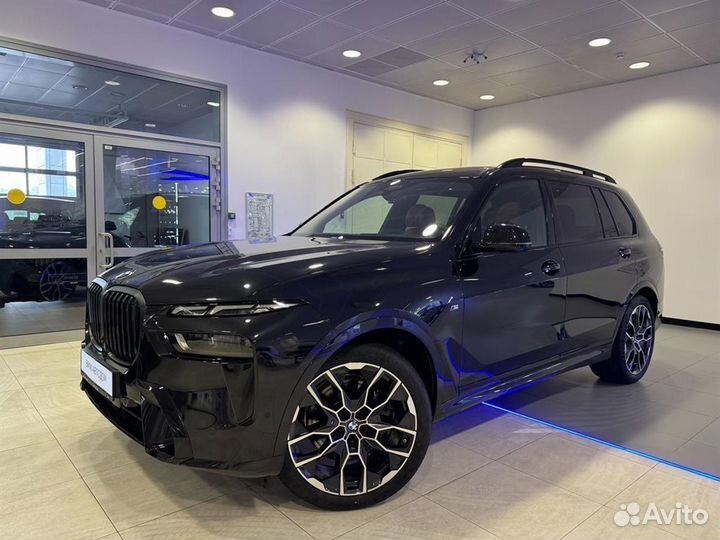 BMW X7 3.0 AT, 2023