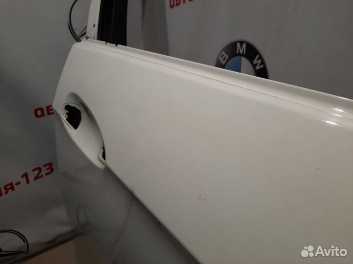 Дверь передняя правая Mercedes E350 W212 2011