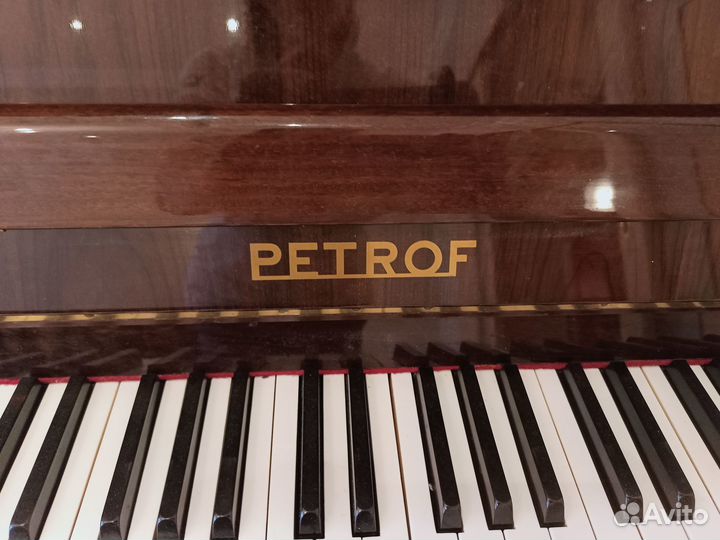 Пианино Petrof