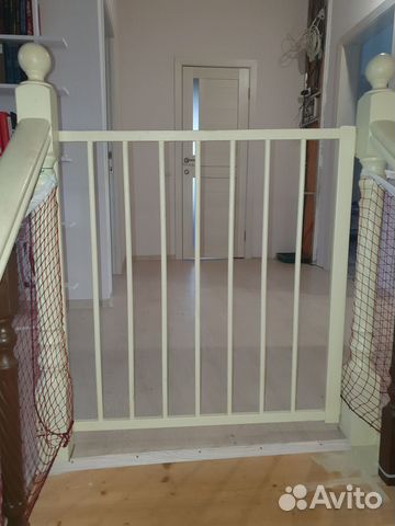 Воротики на лестницу