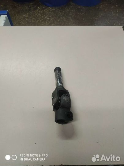 Вал рулевого управления с шарниром ваз 1118