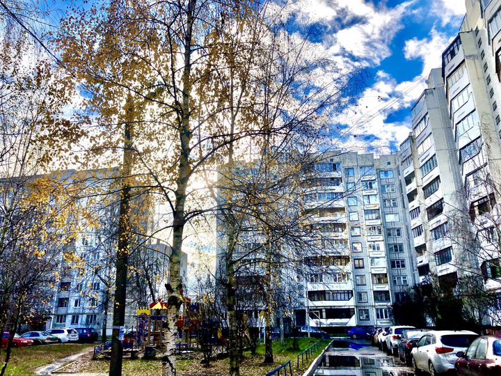 3-к. квартира, 75 м², 1/10 эт.