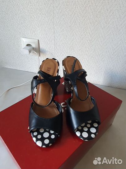 Босоножки женские 37 размер