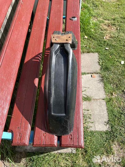 Крыло переднее на спортивный мотоцикл б/у