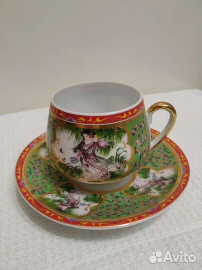 Чашка с блюдцем