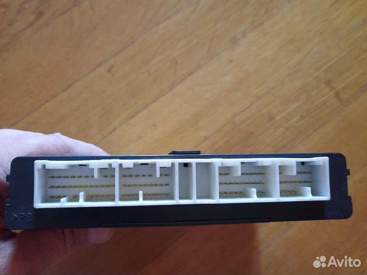 Блок ABS toyota LC100