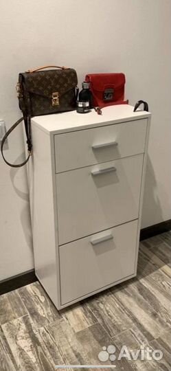 Тумбочка обувная