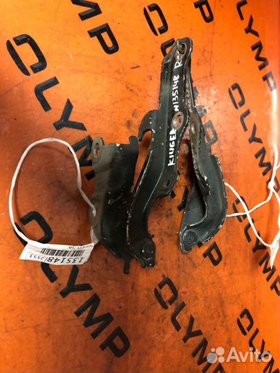 Петля капота правая Toyota Kluger MCU25 1MZ-FE