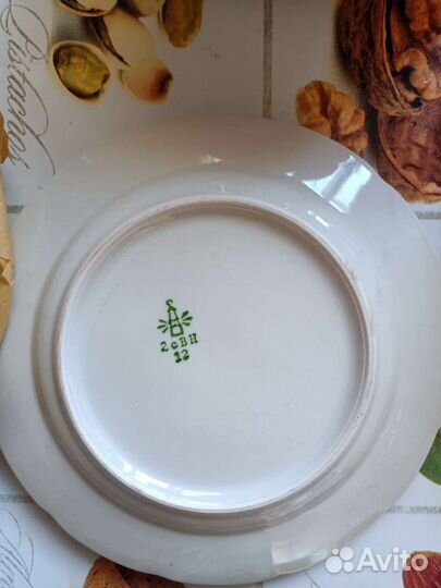 Тарелки новые