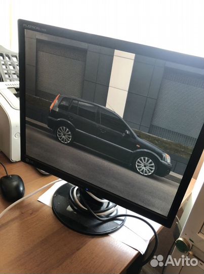 Монитор для компьютера LG