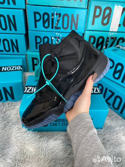 Nike Air Jordan 11 Retro Cap And Gown черные