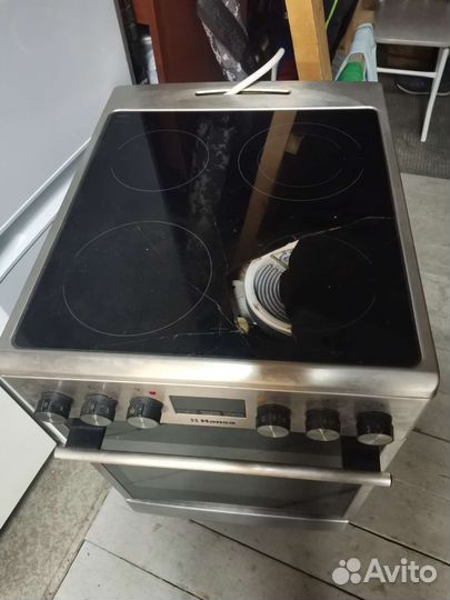 Продам стеклокерамическую печку ханса