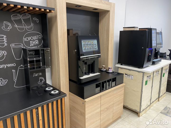 Кофейный автомат для кофейни