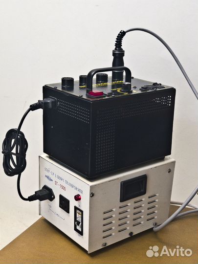 Студийный импульсный свет