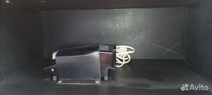 Машина швейная Чайка 142м