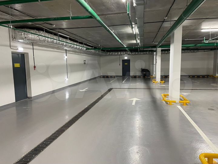 Машиноместо, 16 м²