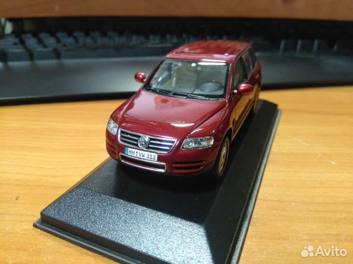 1 43 VW Touareg II 2005