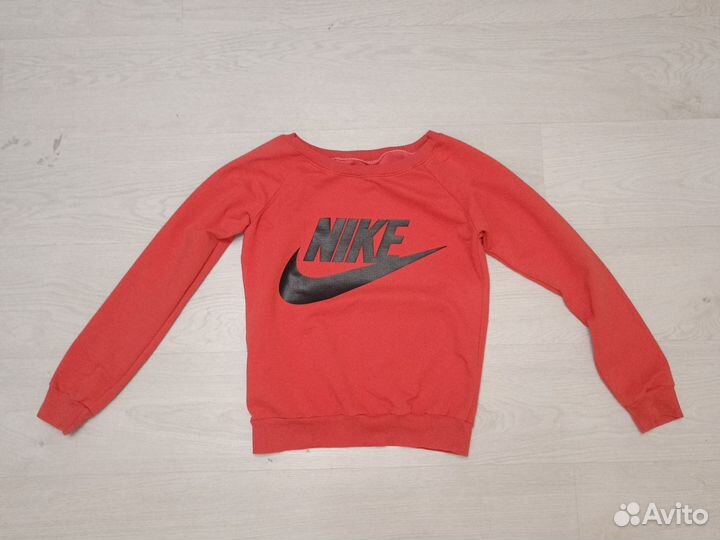Свитшот коралловый Nike женский